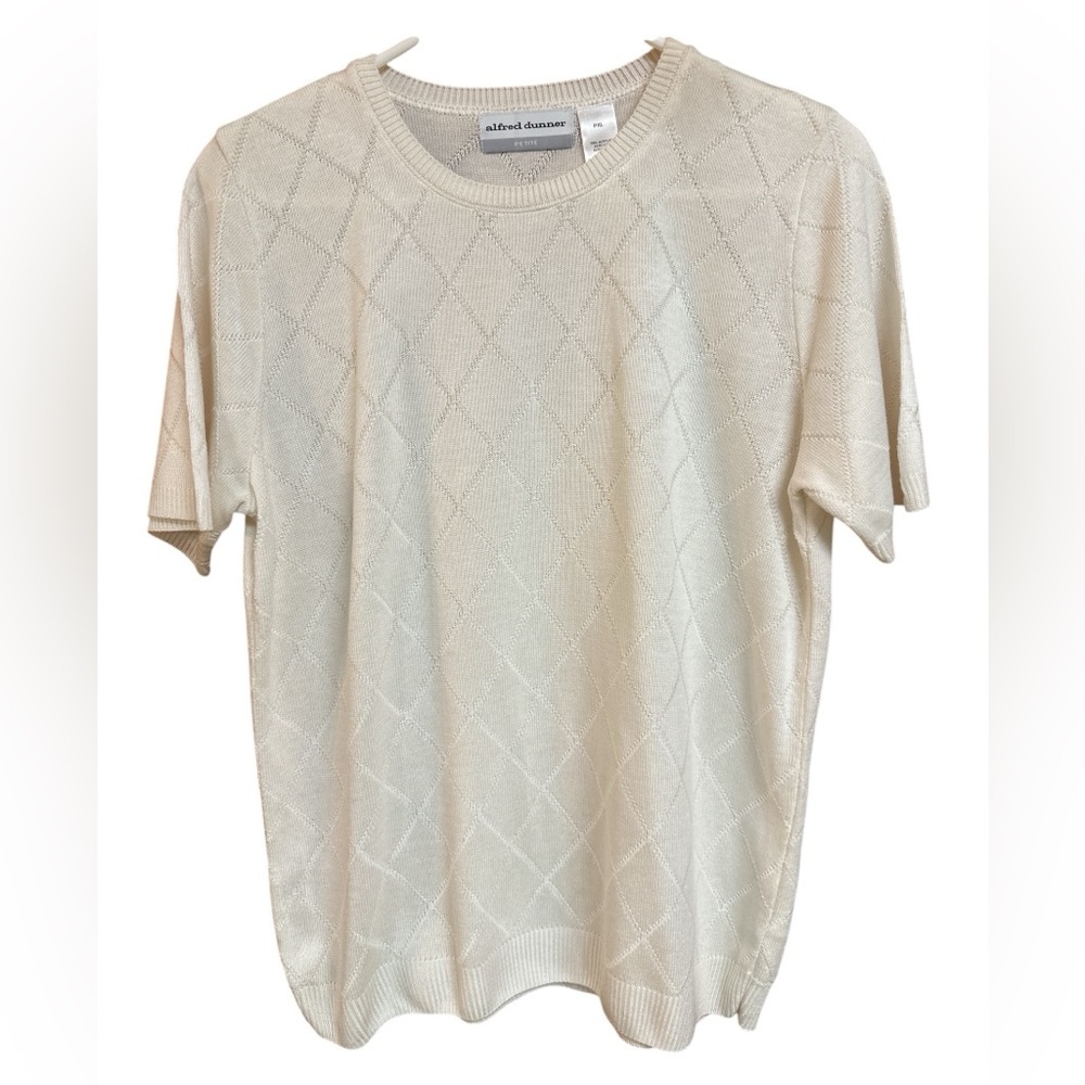 Alfred Dunner Petite Cream Shortsleeved Geometric Diamond Popover Acrylic TopPXL